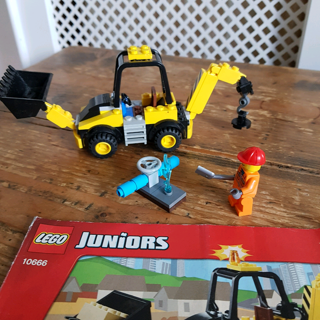 lego junior digger